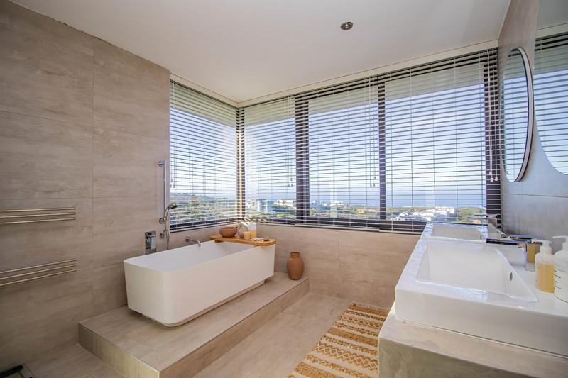4 Bedroom Property for Sale in Pinnacle Point Golf Estate Western Cape